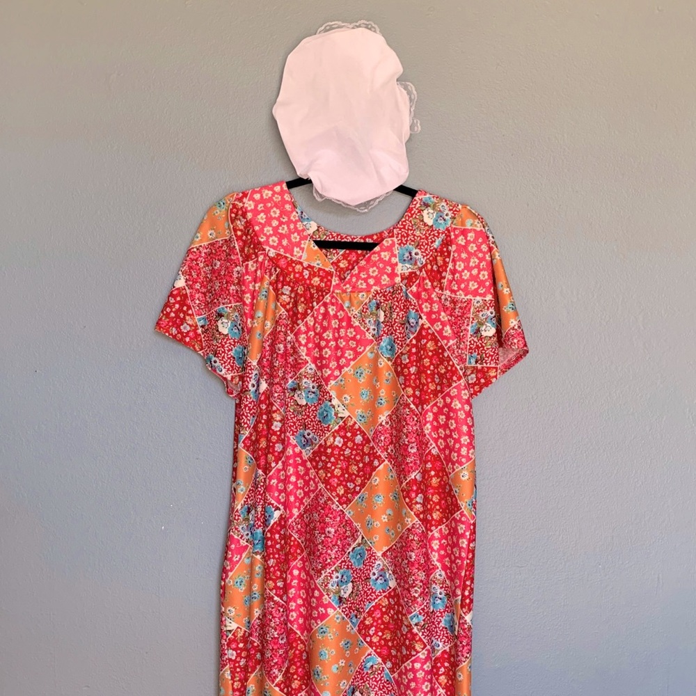 Multicolored Floral Nightgown and White Bonnet